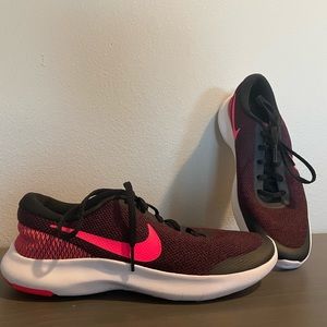 Nike women’s shoes
